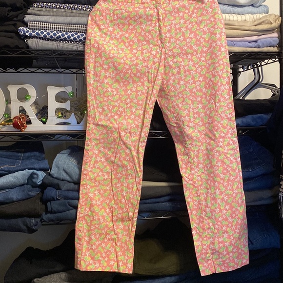 Lilly Pulitzer Pants - LILLY PULITZER pink Pineapple Starfish PANTS one rear pocket size 8